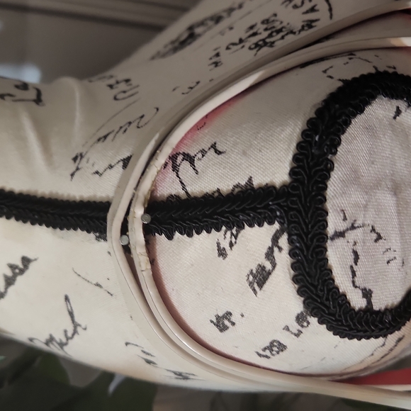 Kate Spade Arbor Hill Annelle Tote - Picture 13 of 14